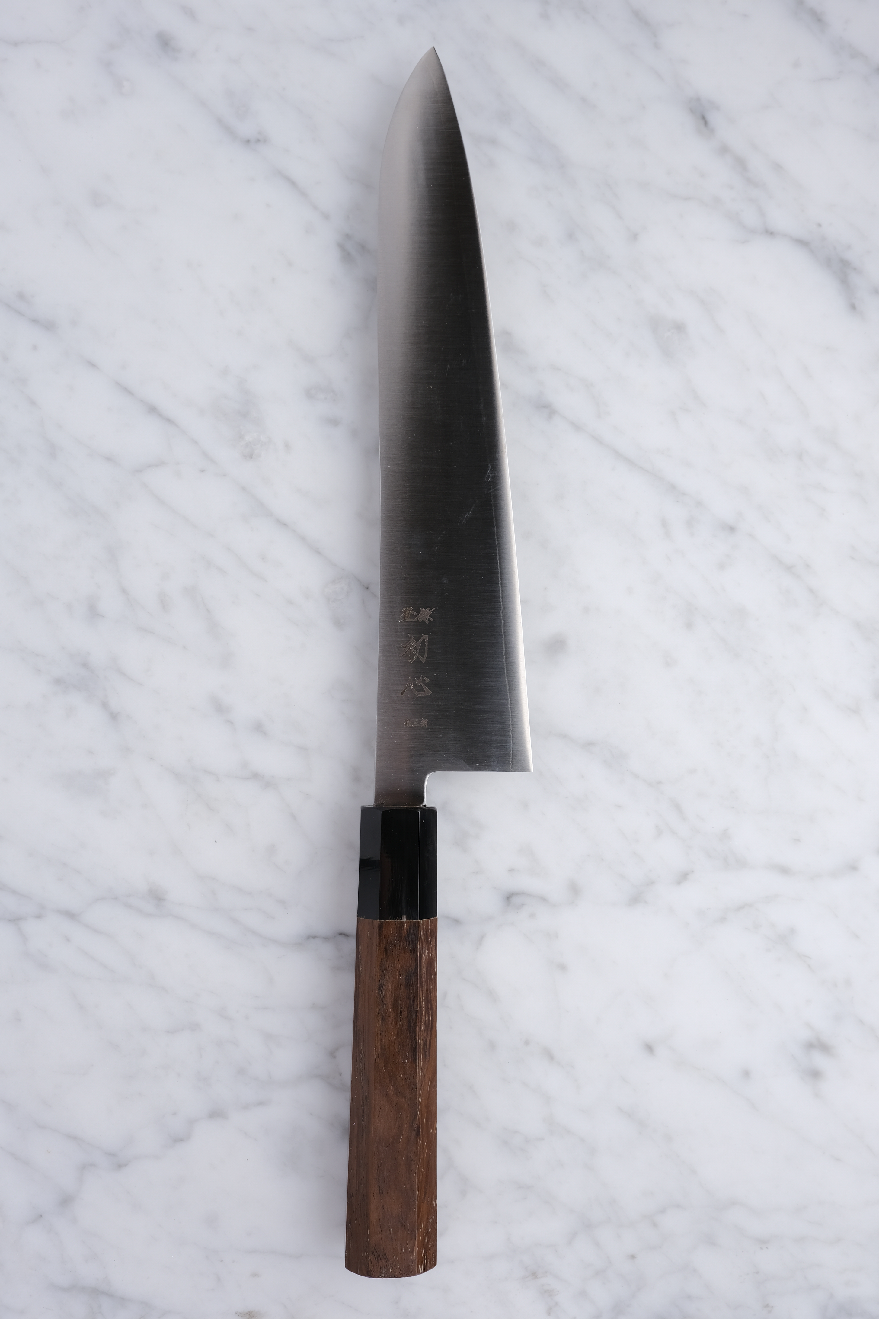 Hatsukokoro Hayabusa Ginsan 210mm. Kiritsuke Chef's Knife