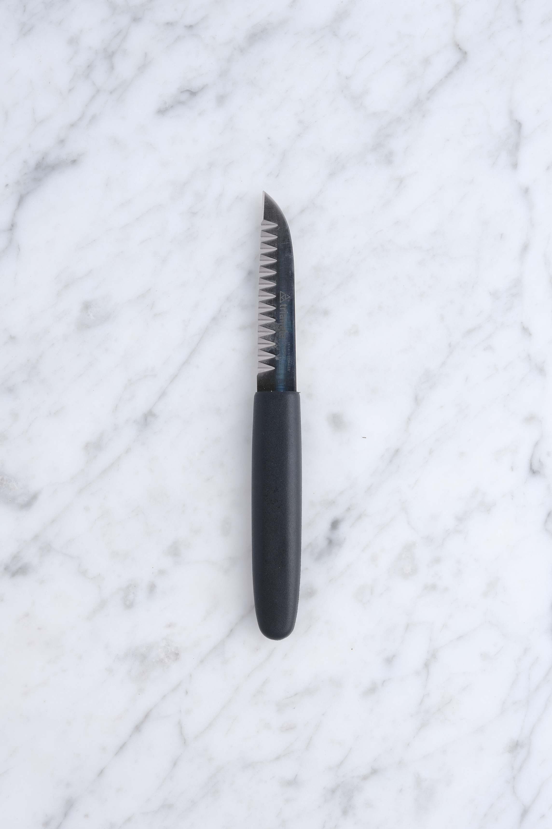Crinkle Knife